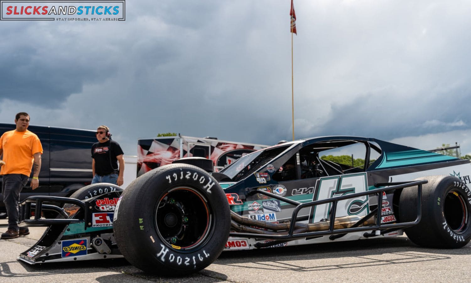 justin-bonsignore-thompson-150-victory-a-historic-triumph-on-the-nascar-whelen-modified-tour