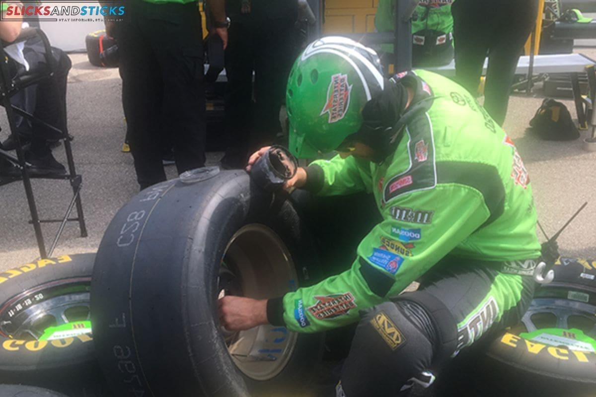 Honoring NASCAR Tire Specialists (2)