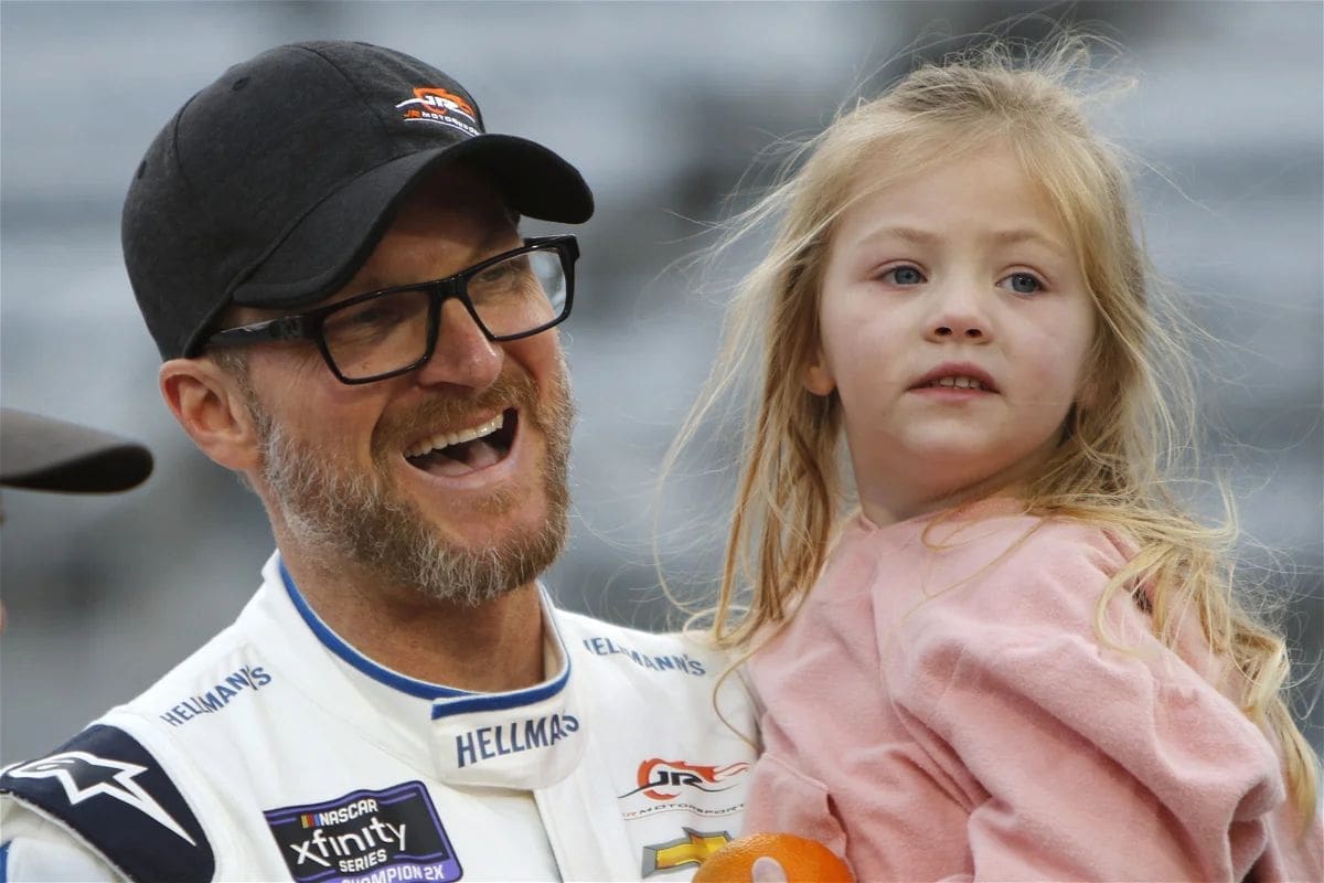 Dale Jr Admits Emotional Moment With Daughter 