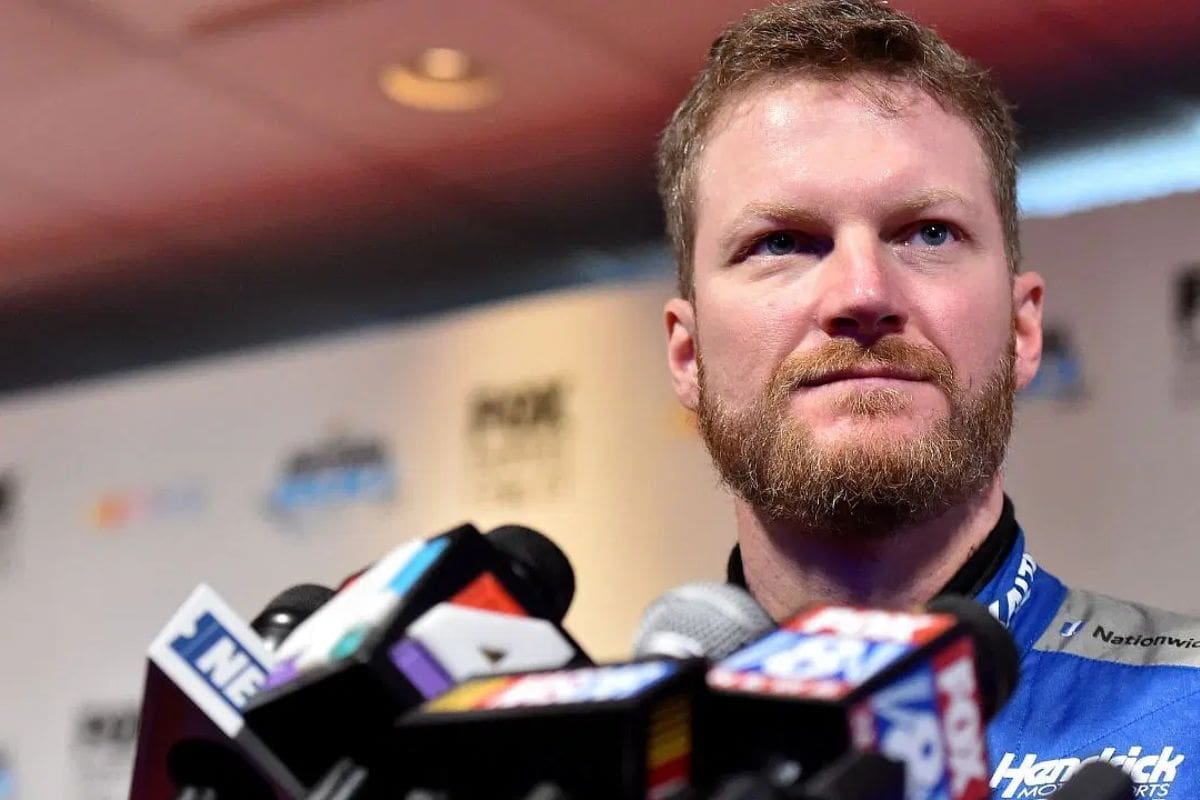 Dale Earnhardt Jr Displeased With Kyle Busch 3
