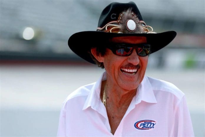 Richard Petty Investigates Initial Tire Issues 3