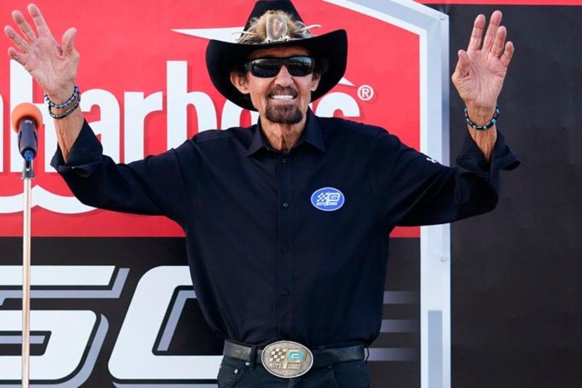Richard Petty Investigates Initial Tire Issues 2