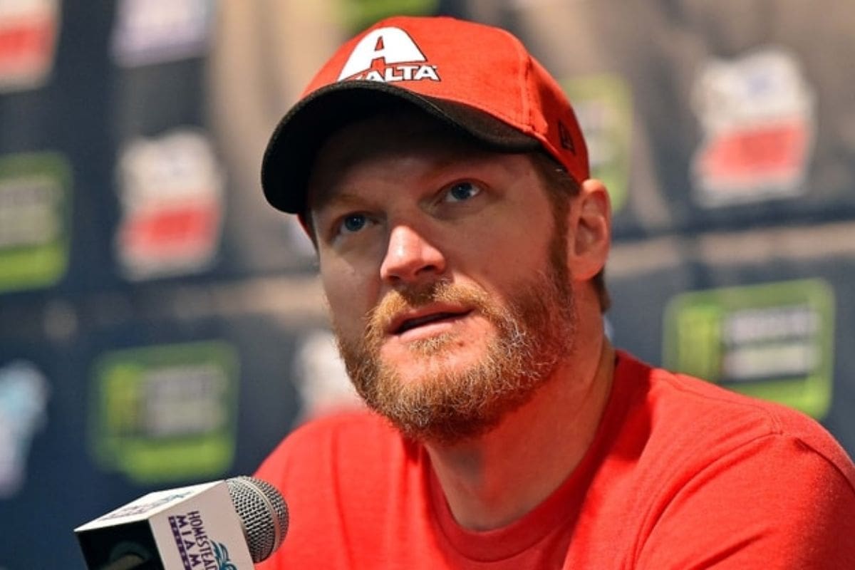 Dale Jr. Reflects on Confronting With Tony Stewart 1