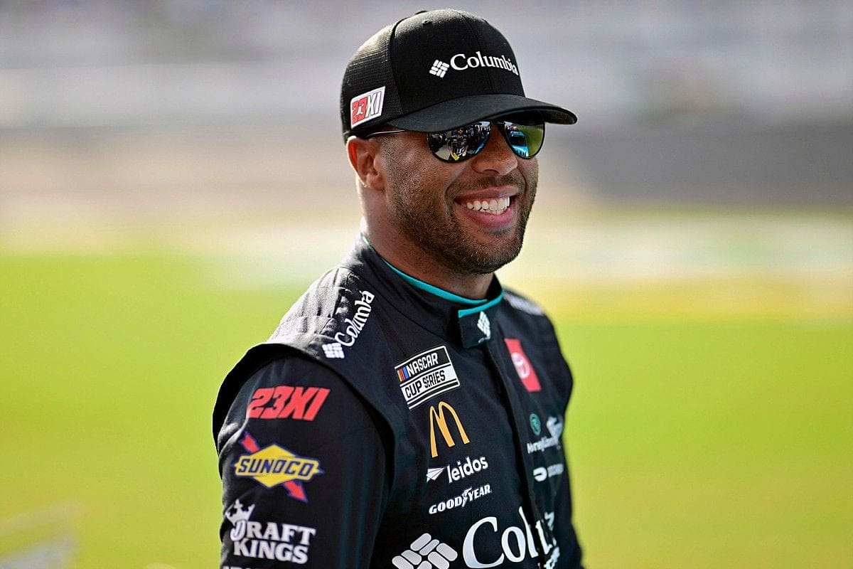 Bubba Wallace Hunts Down Ross Chastain 2